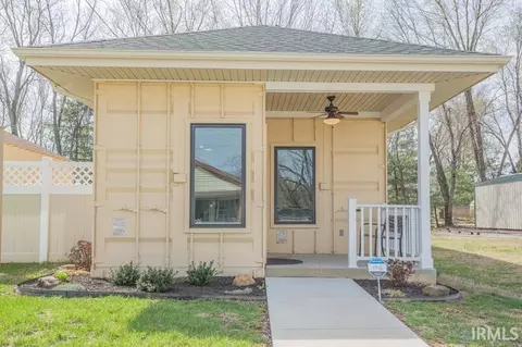 1108 Cody St, Evansville, IN 47710
