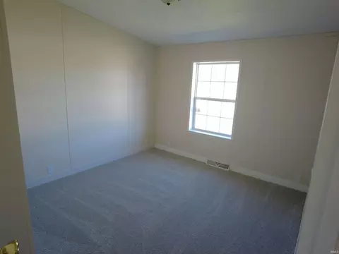 700 Diana St, Mitchell, IN 47446 photo 12
