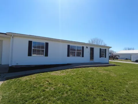 700 Diana St, Mitchell, IN 47446 photo 17