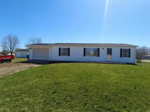 700 Diana St, Mitchell, IN 47446 photo 1