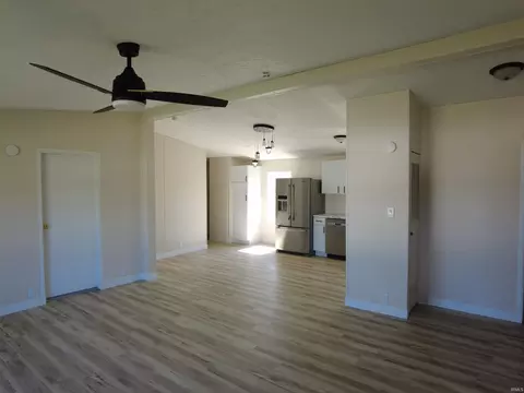 700 Diana St, Mitchell, IN 47446 photo 2