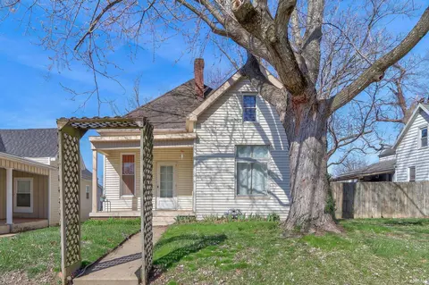 323 S Barker Ave, Evansville, IN 47712