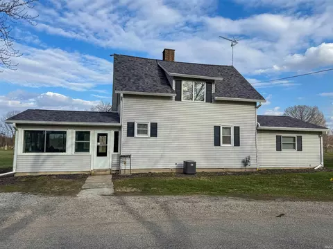 9489 S 3rd St, Geneva, IN 46740