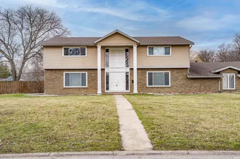 3027 Kingsley Dr, Fort Wayne, IN 46815