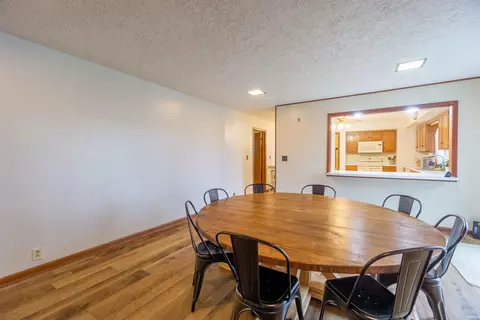 807 E 48th St, Marion, IN 46953 photo 6