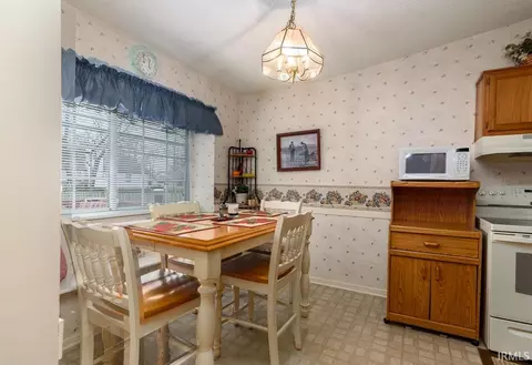 6229 Deville Pl, Fort Wayne, IN 46835 photo 8