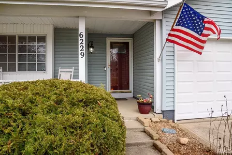 6229 Deville Pl, Fort Wayne, IN 46835 photo 2
