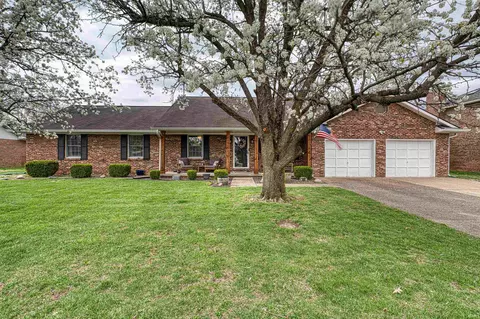 845 Kirkwood Dr, Evansville, IN 47715