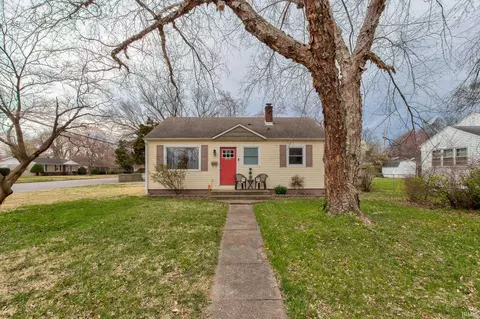 1221 S Parker Dr, Evansville, IN 47714