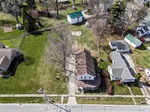 View/Area - 418 Vine St, Lagrange, IN 46761 photo 2 of 3