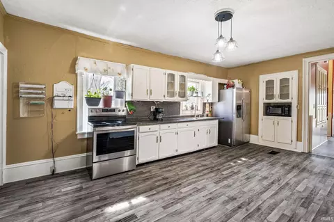 Kitchen - 418 Vine St, Lagrange, IN 46761 photo 1 of 2