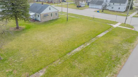129 S Webster St, Rensselaer, IN 47978