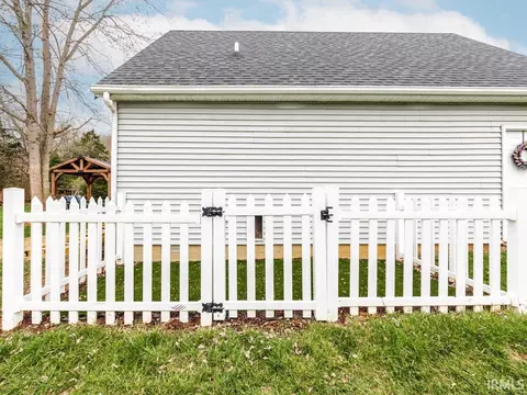 1016 E Jennifer Dr, Bloomington, IN 47401 photo 36