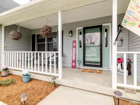1016 E Jennifer Dr, Bloomington, IN 47401 photo 3