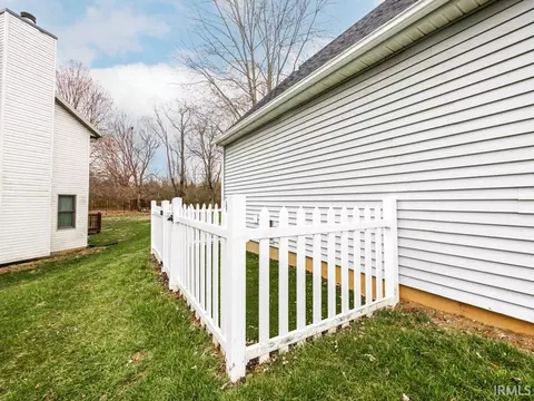 1016 E Jennifer Dr, Bloomington, IN 47401 photo 35