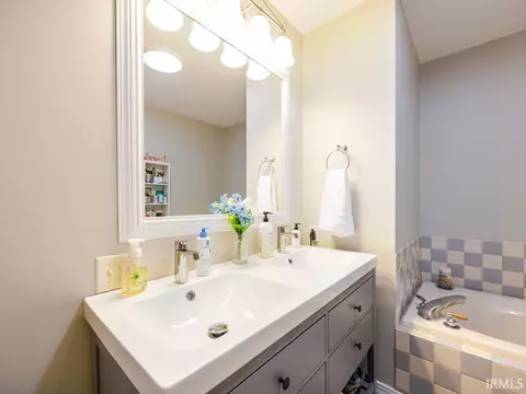 1016 E Jennifer Dr, Bloomington, IN 47401 photo 29