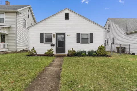 2113 Glenwood Ave, Fort Wayne, IN 46805