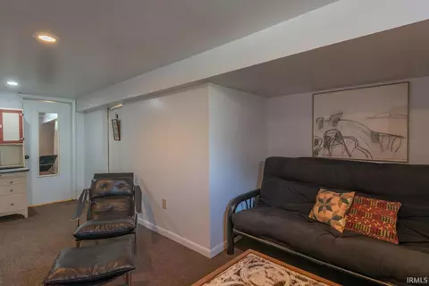 915 E 1st St, Bloomington, IN 47401 photo 18