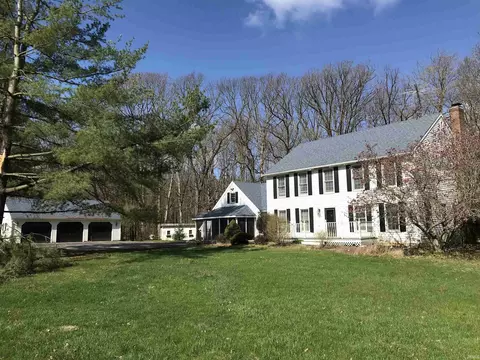 100 Elvernan Dr, West Lafayette, IN 47906