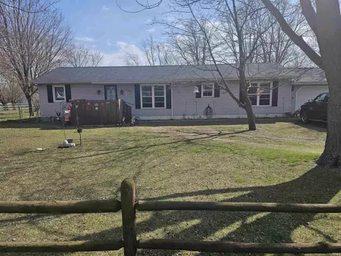 6500 S Walnut St, North Judson, IN 46366