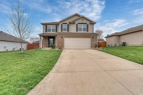 2601 Aruba Ct, Evansville, IN 47725