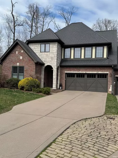 1706 S Springhouse Dr, Bloomington, IN 47401