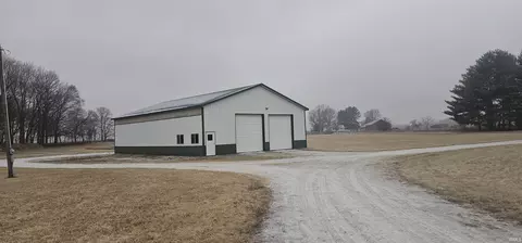 8787 9a Rd, Plymouth, IN 46563