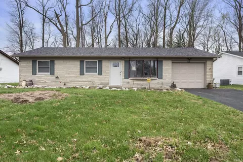 4515 W Middle Ct, Bloomington, IN 47403