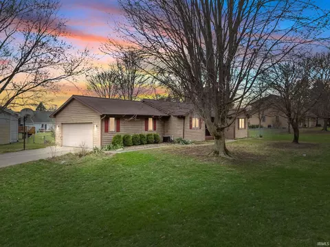 3000 Lake John Cir, Winona Lake, IN 46590