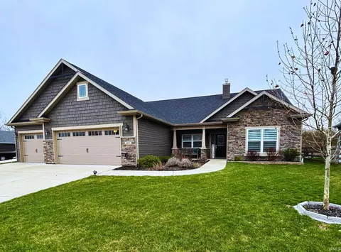 2815 Three Meadows Dr, West Lafayette, IN 47906