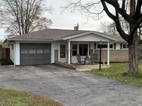 Exterior - 121 W Hoosier St, Bloomington, IN 47403 photo 1 of 5