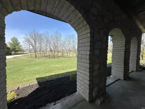 Exterior - 40 Ramey Dr, Mitchell, IN 47446 photo 8 of 11