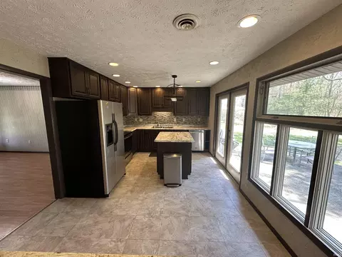 Kitchen - 40 Ramey Dr, Mitchell, IN 47446 photo 3 of 6