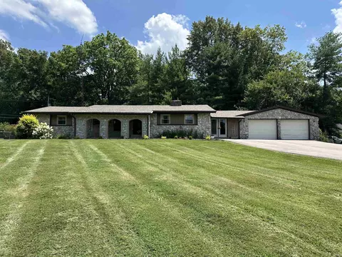 Exterior - 40 Ramey Dr, Mitchell, IN 47446 photo 1 of 11