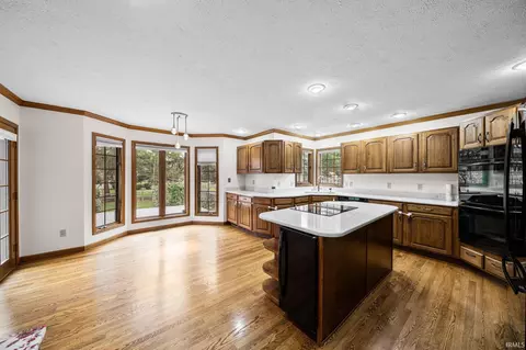 51570 Bluffside Ct, Granger, IN 46530 photo 8