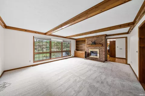 51570 Bluffside Ct, Granger, IN 46530 photo 6