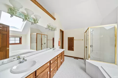 51570 Bluffside Ct, Granger, IN 46530 photo 16