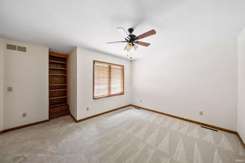 51570 Bluffside Ct, Granger, IN 46530 photo 20