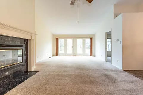 703 E Pepperridge Dr, Bloomington, IN 47401 photo 4