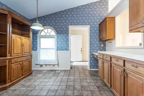 703 E Pepperridge Dr, Bloomington, IN 47401 photo 12