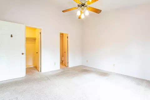 703 E Pepperridge Dr, Bloomington, IN 47401 photo 16