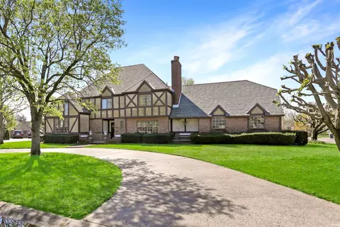 7849 Brookridge Ct, Evansville, IN 47715