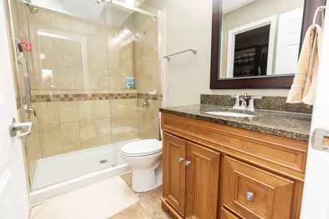 Bath - 52103 Eagle Chase Dr, Granger, IN 46530 photo 3 of 4