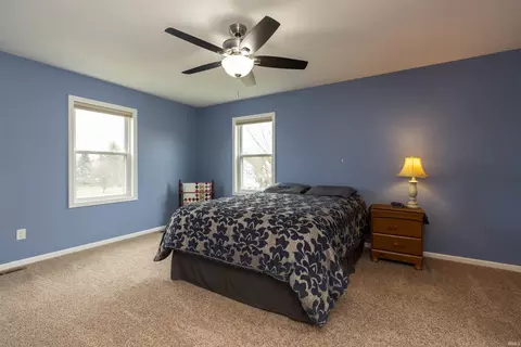Bedroom - 52103 Eagle Chase Dr, Granger, IN 46530 photo 2 of 5