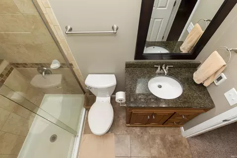 Bath - 52103 Eagle Chase Dr, Granger, IN 46530 photo 2 of 4