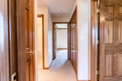 Entry Way - 817 Baer Pass, Garrett, IN 46738 photo 2 of 2
