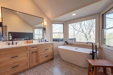 2209 E Autumn Dr, Bloomington, IN 47401 photo 22