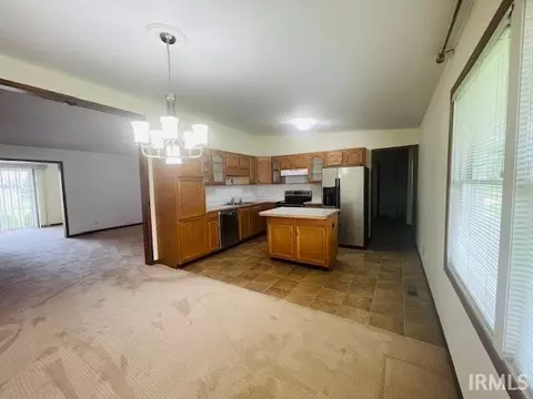627 E 975 S, Fairmount, IN 46928 photo 3