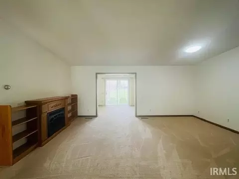 627 E 975 S, Fairmount, IN 46928 photo 10