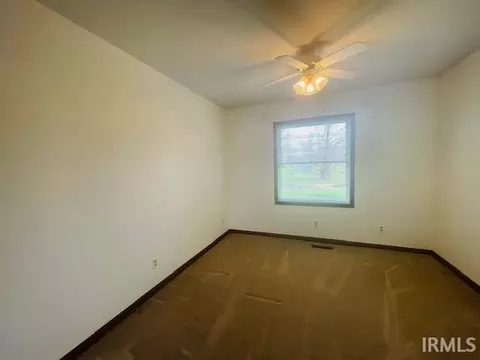 627 E 975 S, Fairmount, IN 46928 photo 15